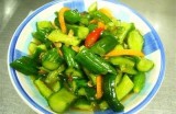 小黄瓜视频：轻松学做夏季清凉爽口小黄瓜菜肴秘诀