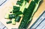 黄瓜视频：探索健康美味的多种黄瓜食谱与营养价值