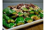 新鲜黄瓜短视频：美味食谱与健康食用技巧全分享