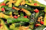 新鲜黄瓜视频分享：美味黄瓜制作与创意吃法尽在这里！