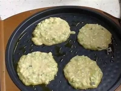 清爽美味！教你如何制作黄瓜丝瓜拌菜，让夏日倍感清凉！