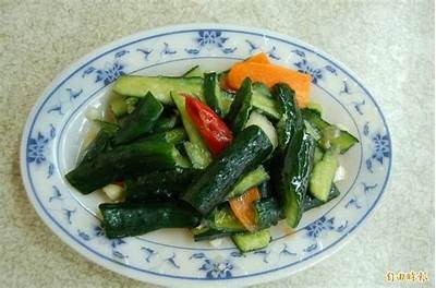 小黄瓜的营养价值与多种美味食用方法