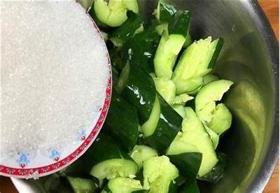 新鲜黄瓜视频与丝瓜视频分享，探索健康美味的做法与营养价值