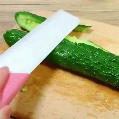 精彩黄瓜视频集锦，感受清新夏日的魅力与乐趣